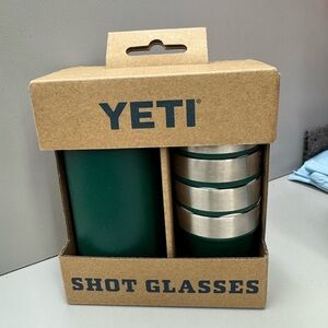 YETI Black Forest Green and Silver Shot Glass Set/w holder